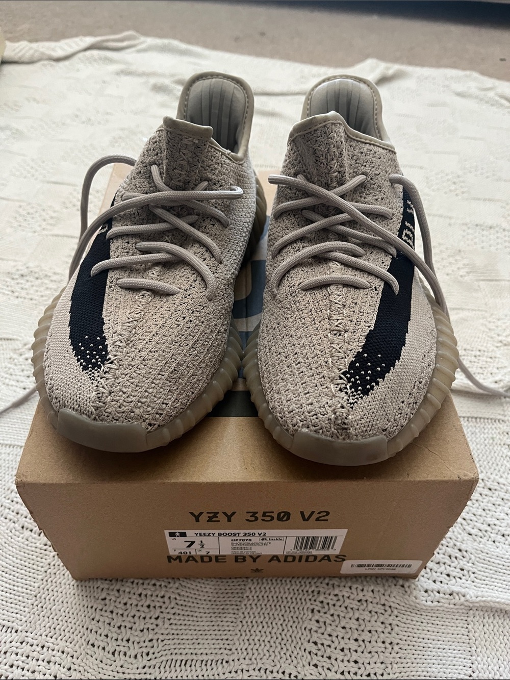 Yeezy Boost 350 V2